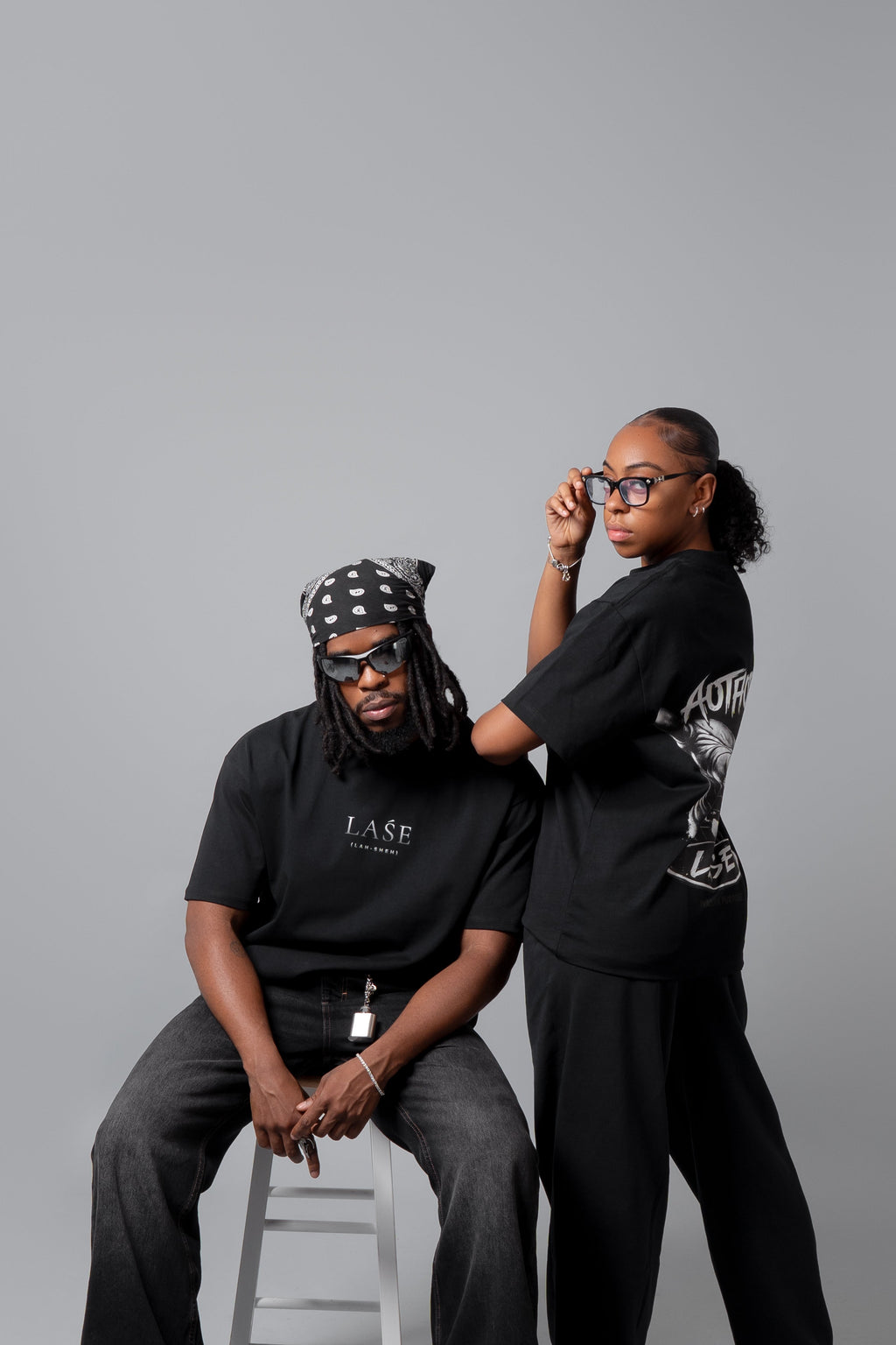 LAŚE Oversized Tee — Black